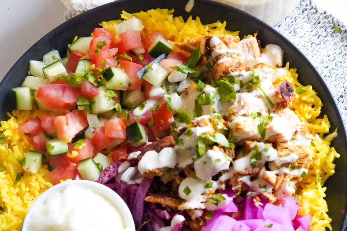 The chicken shawarma rice bowls come in one tasty bowl, a colorful dish of heart-melting flavor rich in all the beneficial ingredients. 