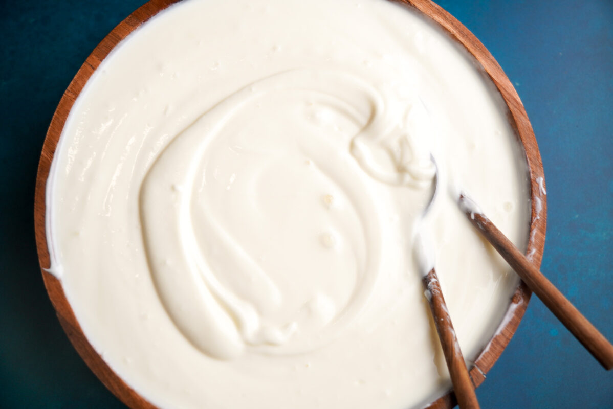 easy homemade yogurt with milk and yogurt