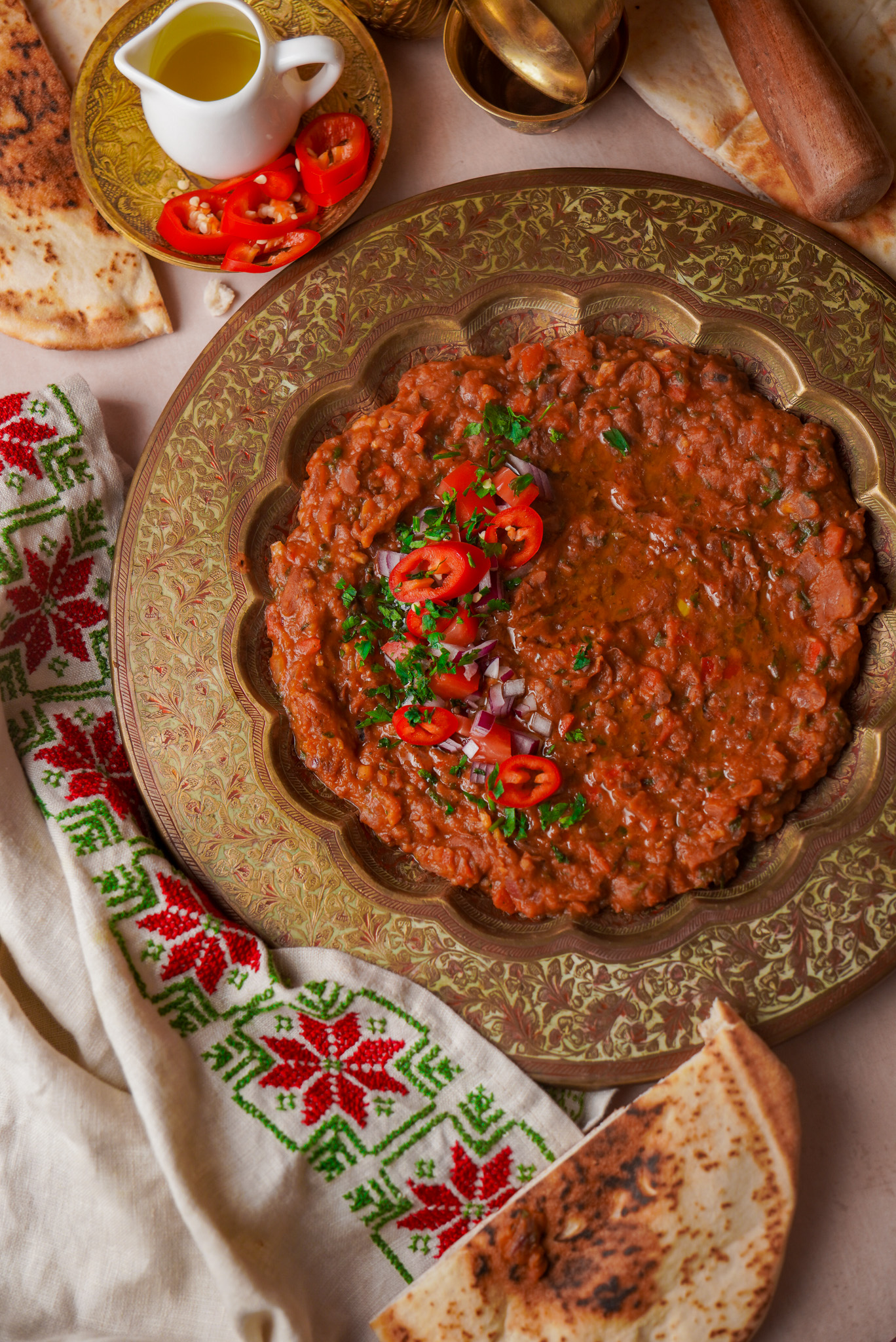 yemeni foul, yemeni chili, yemeni fava bean